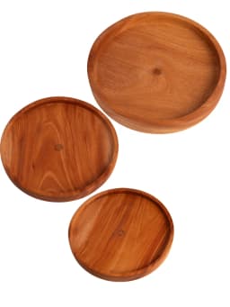 Set of pizza serving plates 1