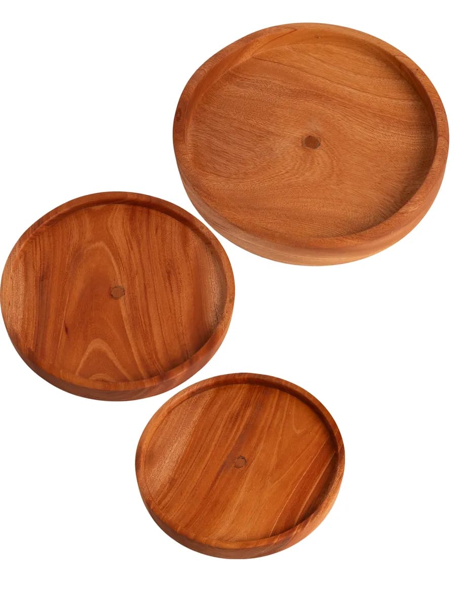 Set of pizza serving plates — alternate