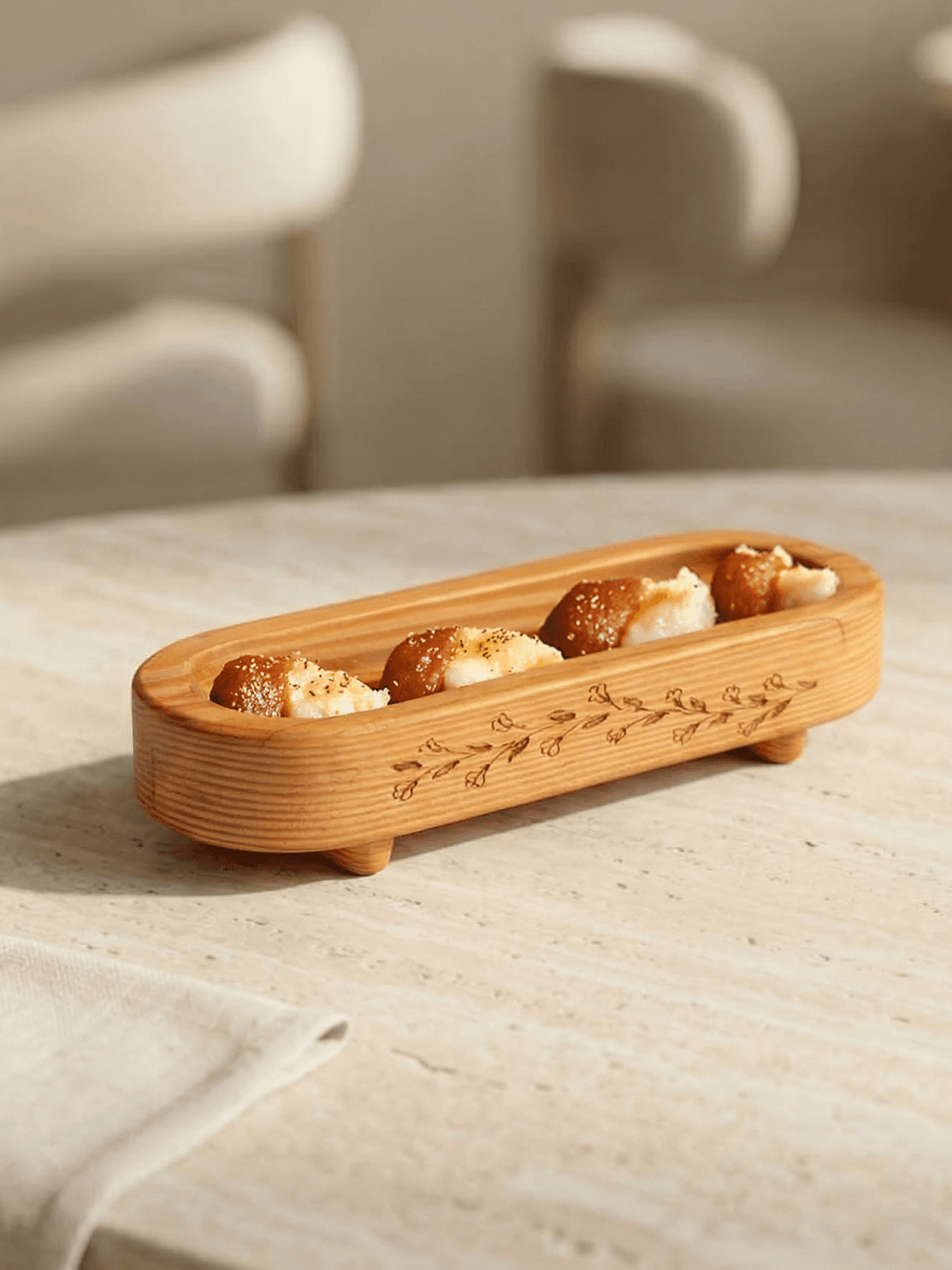 Oval Deep Plate with legs